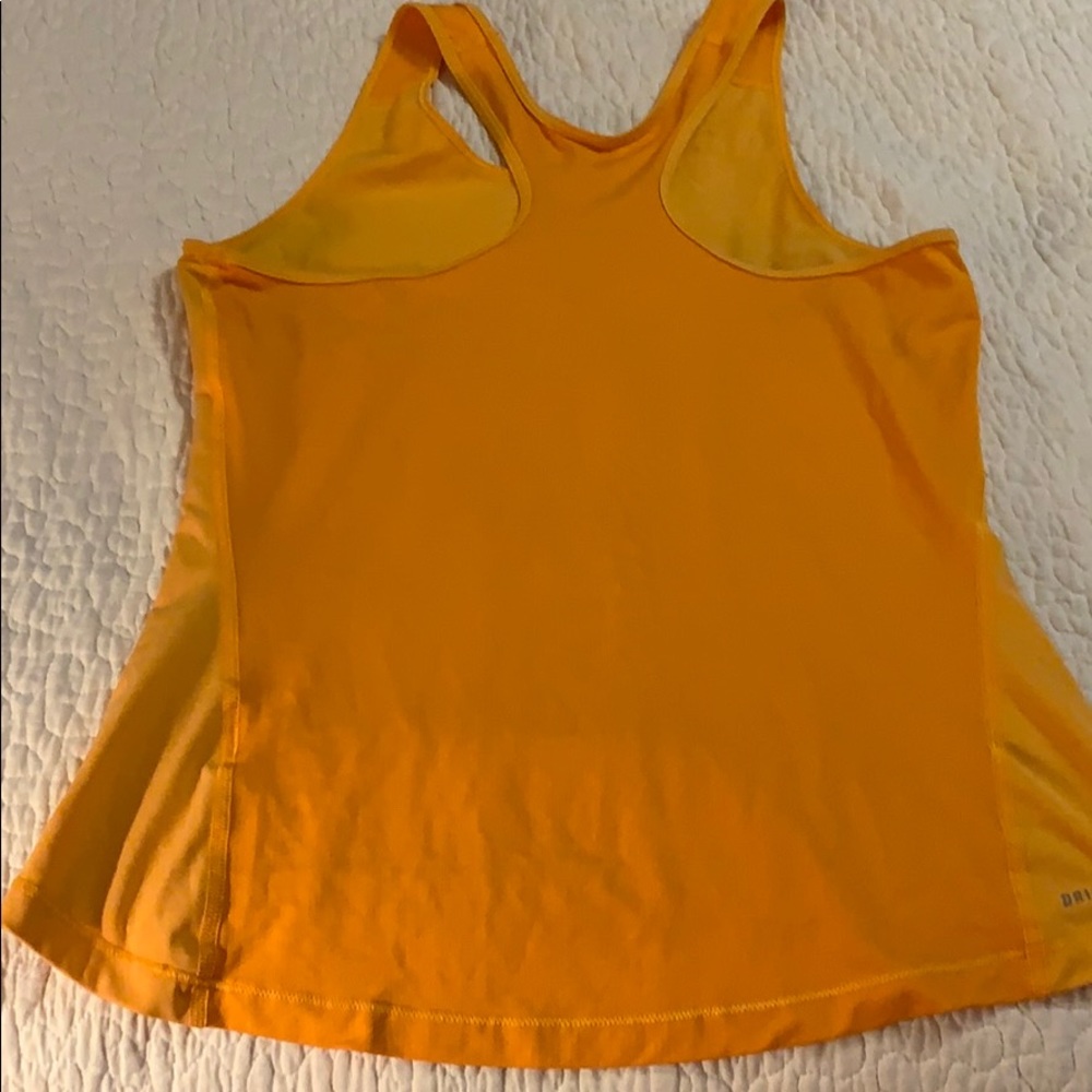 Nike pro women’s size L dri fit workout shirt - Picture 3 of 3